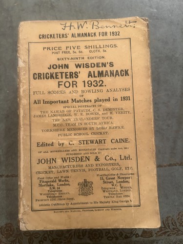 1932 wisden paperback with - wisden,